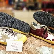 Sneakers à paillettes et étoile ressemelées