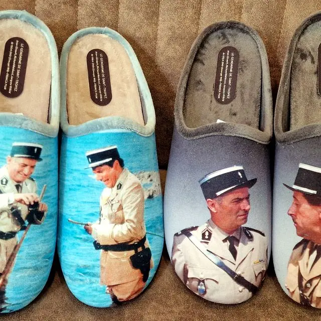 Chaussons imprimés Gendarme de Saint-Tropez